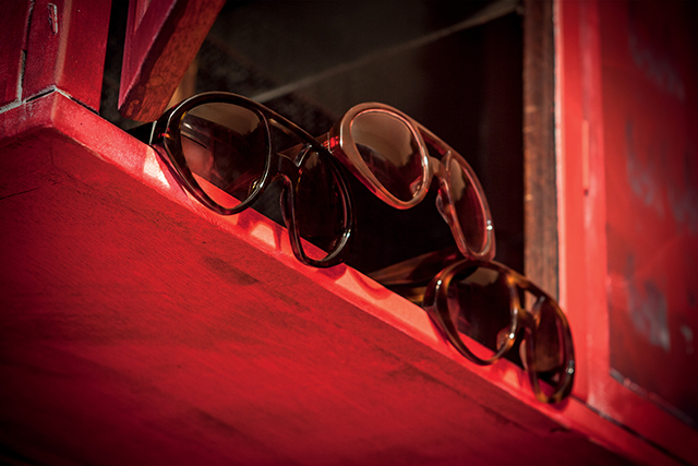 Объект желания: солнцезащитные очки Valentino Maskaviator (фото 1)