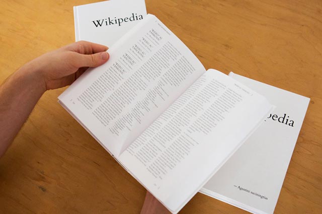 7600 томов: нью-йоркский художник решил распечатать "Википедию" (фото 3)