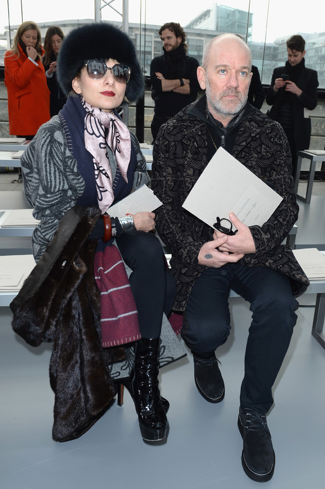 Кейт Мосс на мужском показе Louis Vuitton в Париже (фото 6)