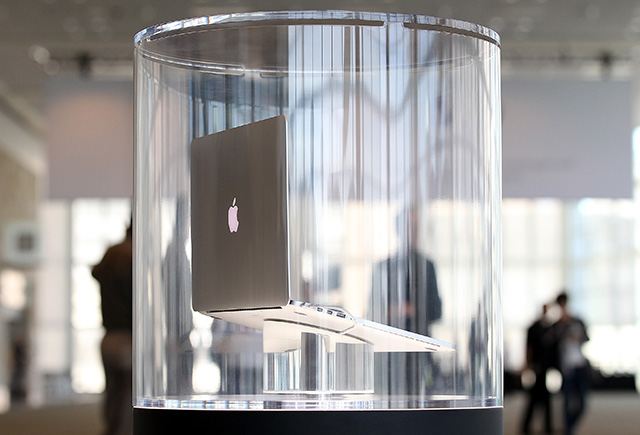 Apple выпустит MacBook с сенсорной клавиатурой (фото 1)