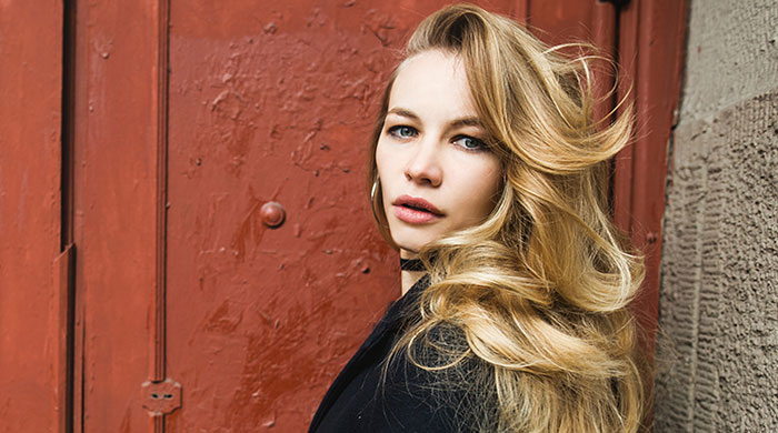 Porno DVD-larni pochta orqali buyurtma qiling Katta siklar gey porno