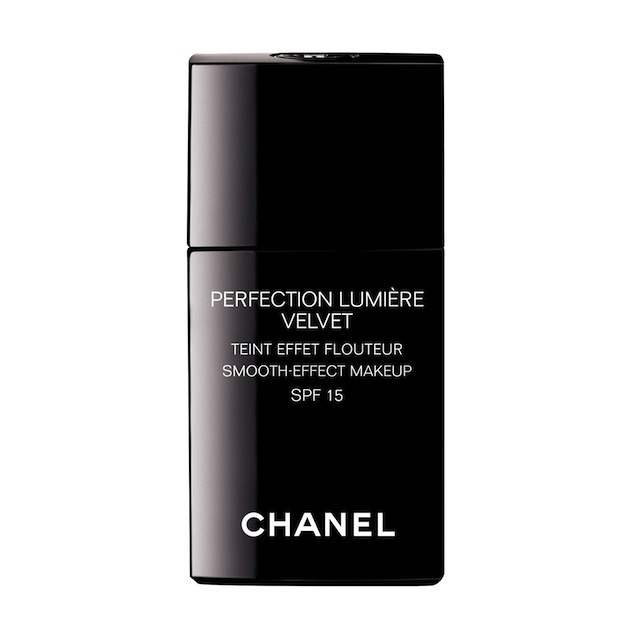 Что нового: тональный крем Chanel, коллекция Clé de Peau и масло The Body Shop (фото 1)