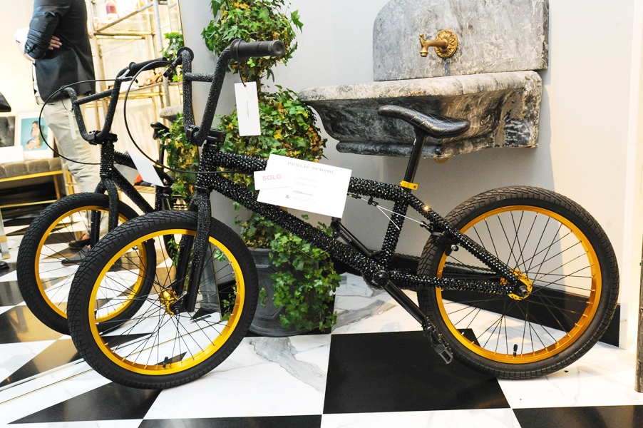 Объект желания: велосипед Kink BMX Swarovski (фото 1)