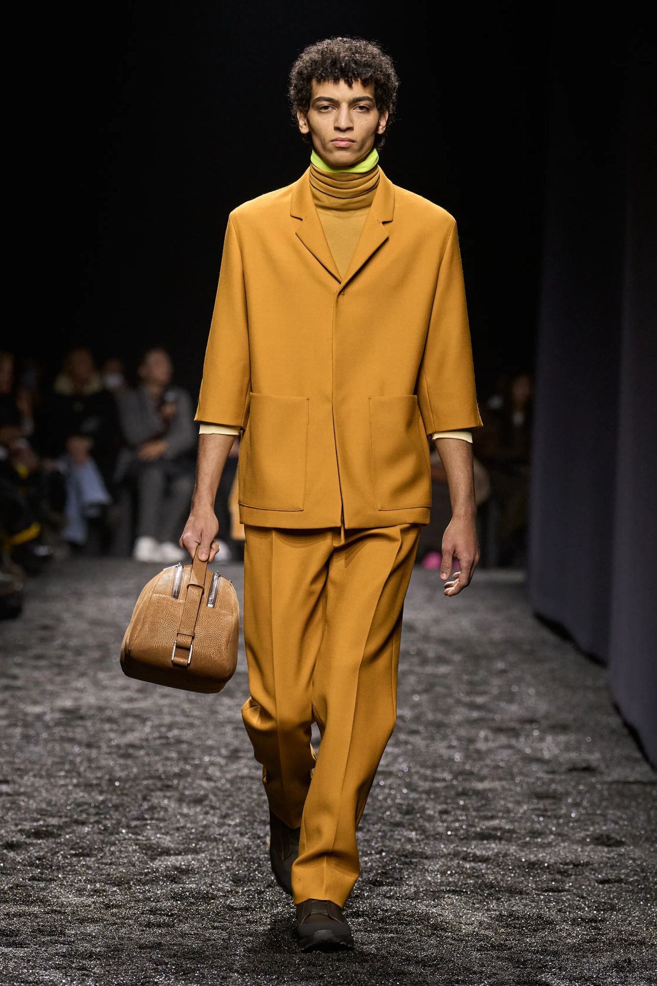 Неделя мужской моды в Милане осень-зима 2023 — что нового и красивого? (фото 3)