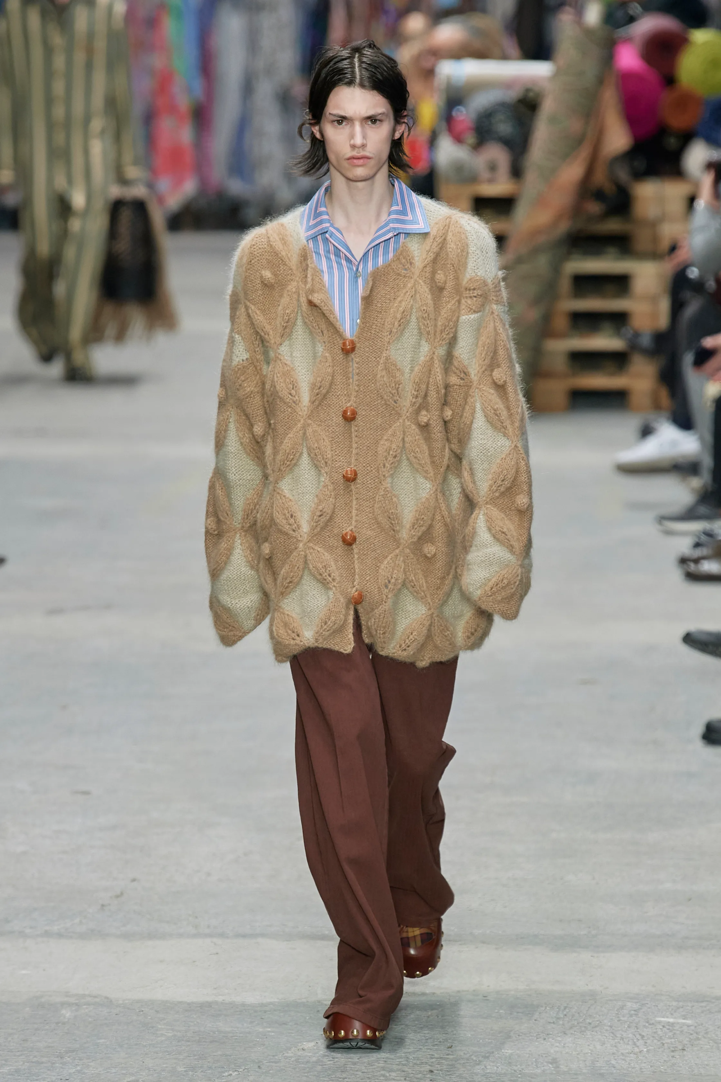 Неделя мужской моды в Милане осень-зима 2023 — что нового и красивого? (фото 10)