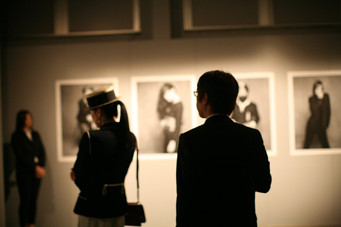 Открытие выставки The Little Black Jacket: Chanel (фото 16)
