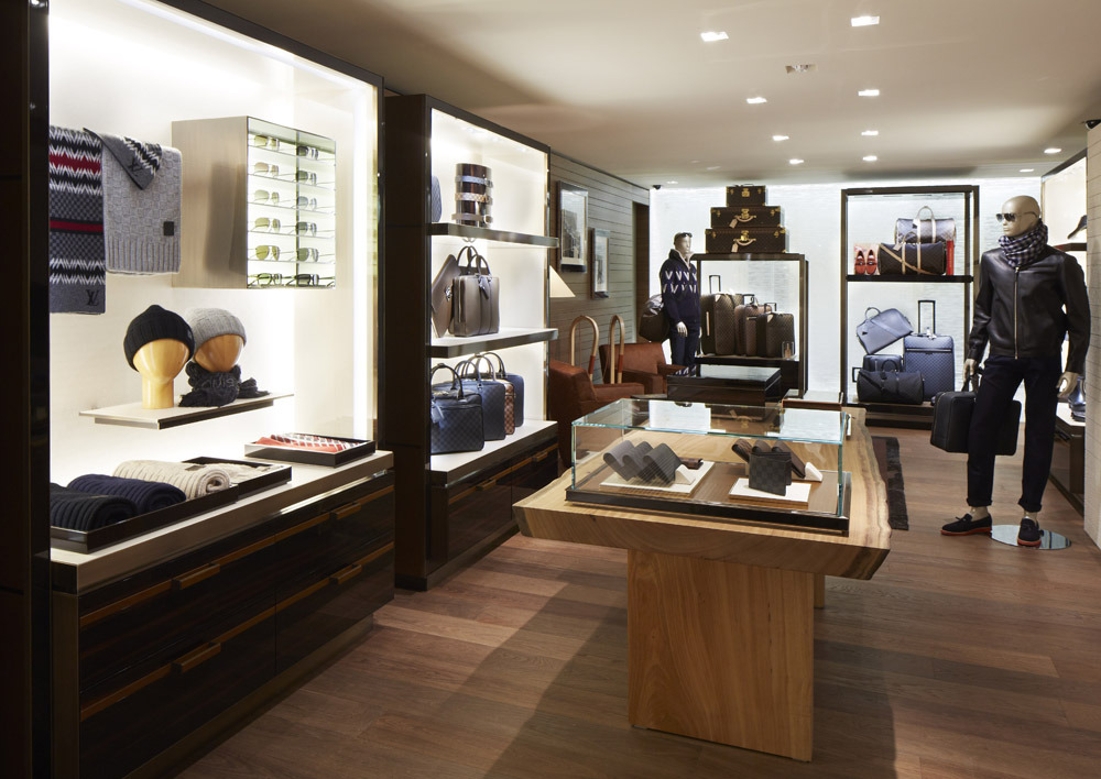 Бутик Louis Vuitton открылся в Гштааде (фото 2)