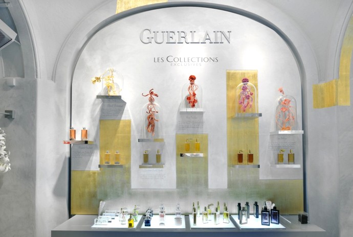 Новый интерьер магазина Guerlain в Париже (фото 1)