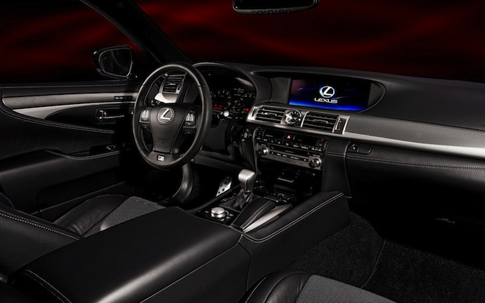 Lexus: новый уровень роскоши (фото 2)