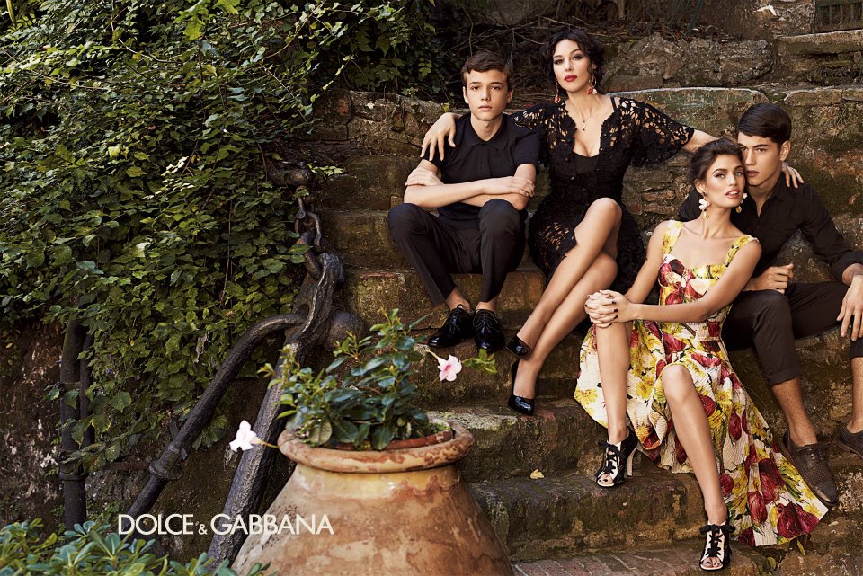 Dolce & Gabbana весна-лето 2012 (фото 2)