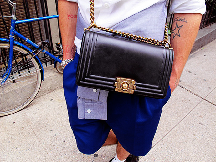Любимая вещь Мирославы Дума и Блейк Лайвли: сумка Chanel Boy (фото 13)