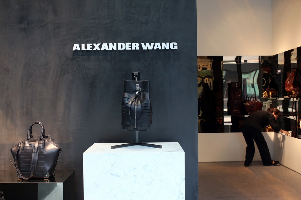 Открытие бутика Alexander Wang в Пекине (фото 9)