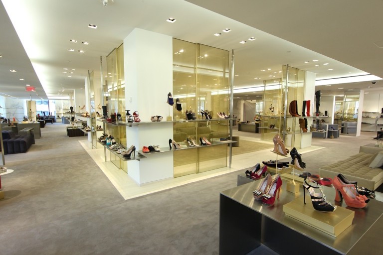 Новый обувной этаж в Barney's (фото 1)