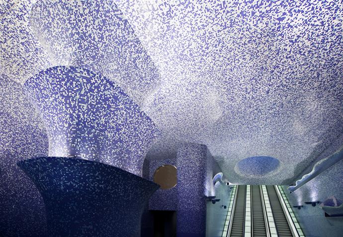 "Снежное" метро в Неаполе (фото 2)