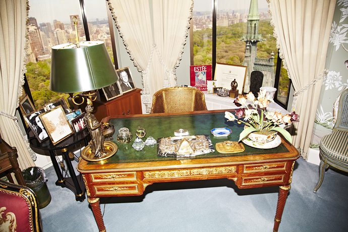 Мирослава Дума побывала в офисе Эсте Лаудер на Манхэттене (фото 2)