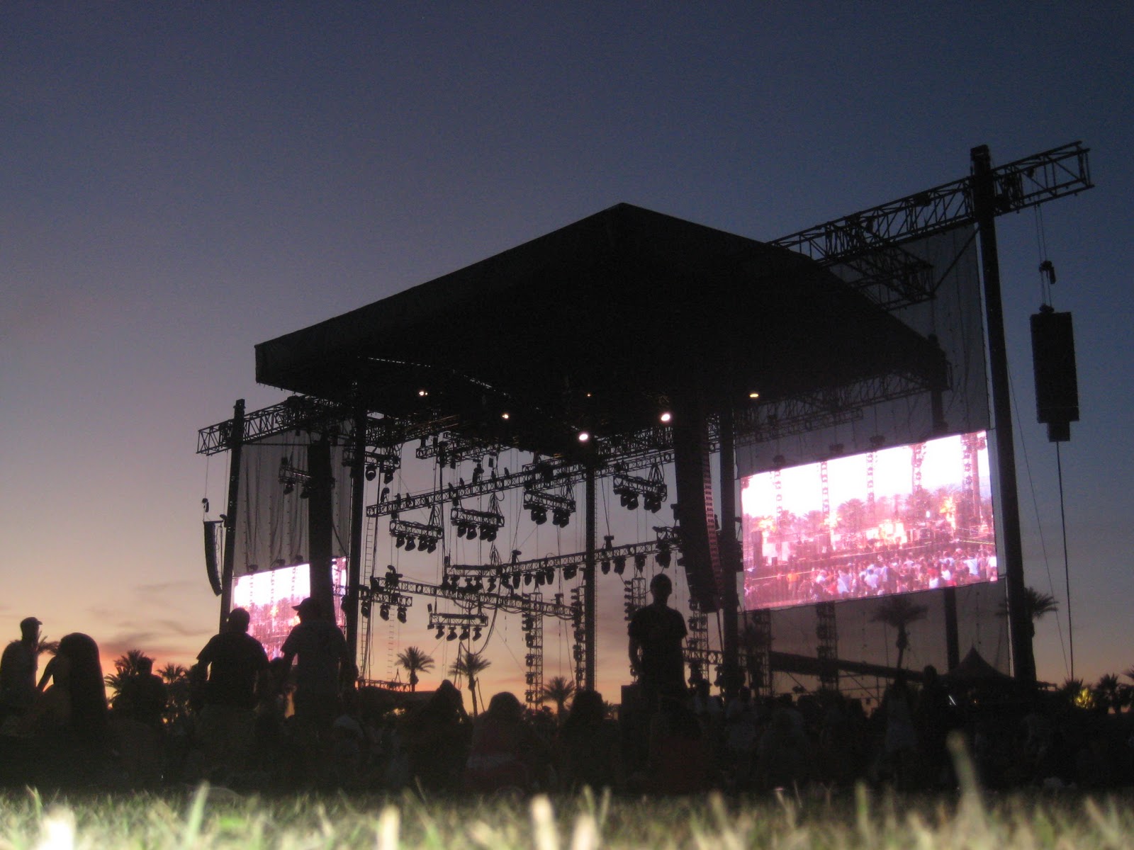 Black Keys и Radiohead на фестивале Coachella (фото 3)