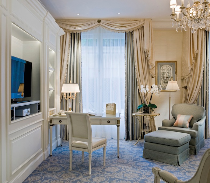 Отель George V: парижская сказка (фото 18)