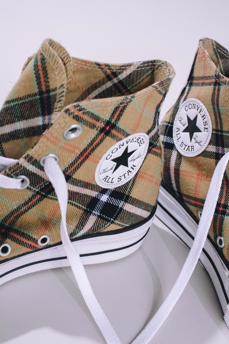 Converse chuck taylor bershka on sale