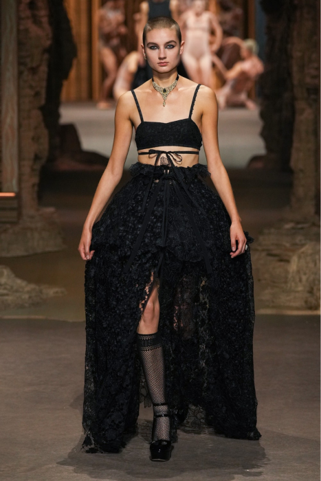 Макияж лица Christian Dior  купить брендовые женские макияжи лица 2023 в  интернетмагазине цены от 3450 руб