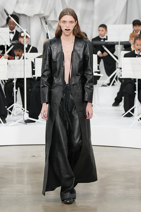 Maison Margiela, коллекция весна-лето 2026 | BURO.