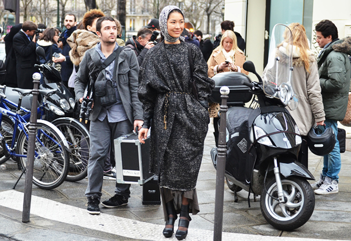 Haute Couture в Париже: streetstyle. Часть 3 (фото 7)