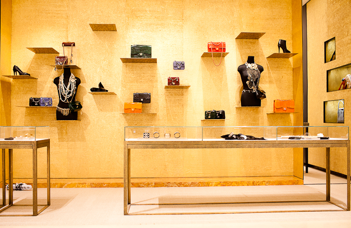 Интерьеры нового бутика Chanel в Москве (фото 19)