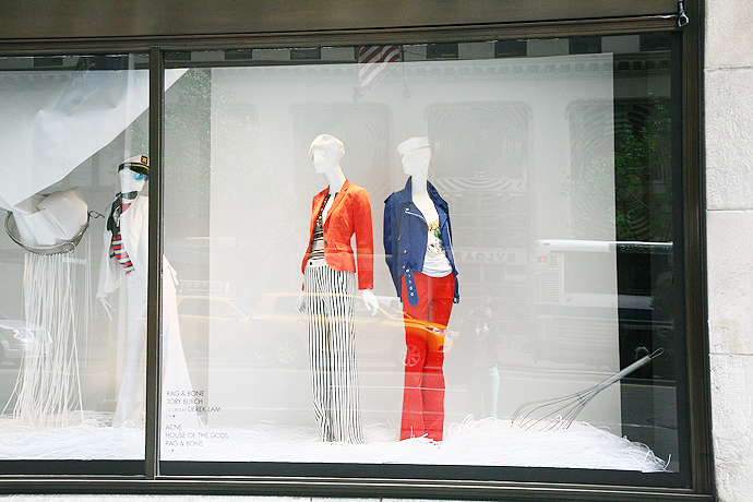 Лучшие витрины мира: Bergdorf Goodman (фото 5)