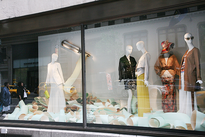 Лучшие витрины мира: Bergdorf Goodman (фото 23)