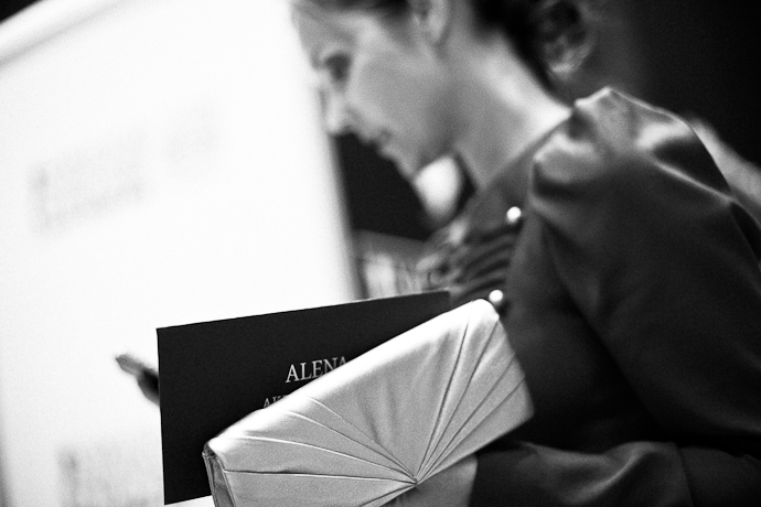 Показ Alena Akhmadullina весна-лето 2013: backstage (фото 37)