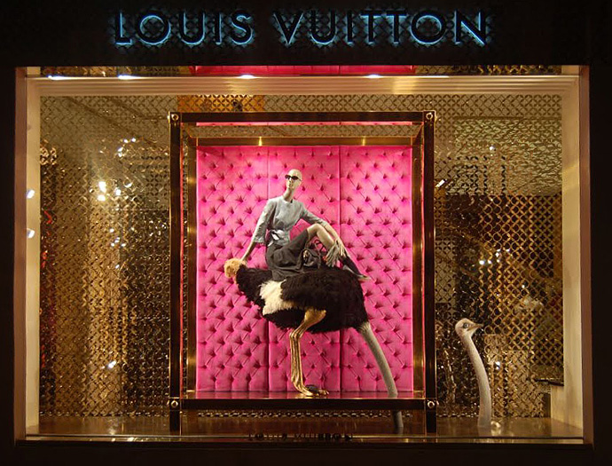 Лучшие витрины мира. Louis Vuitton (фото 10)