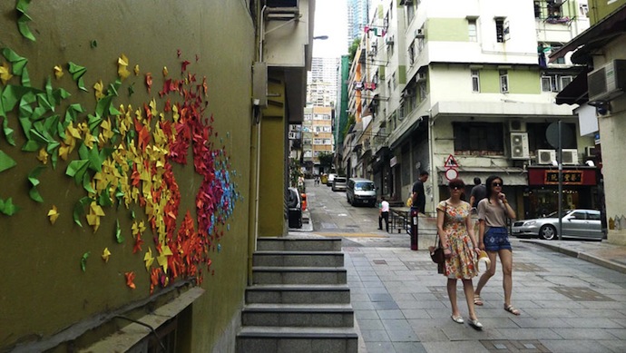 Цветные оригами как уличное искусство (фото 5)