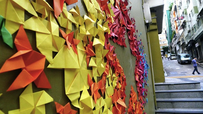 Цветные оригами как уличное искусство (фото 3)