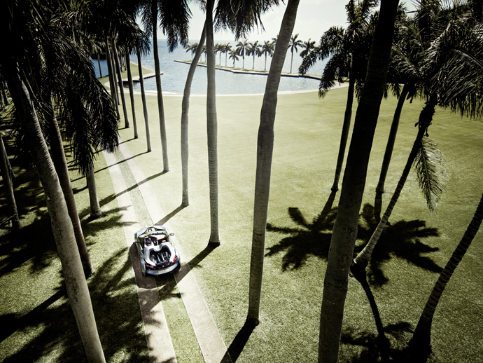 BMW i8 Concept Spyder (фото 3)