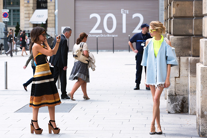 Неделя высокой моды в Париже: Streetstyle. Часть 3 (фото 3)