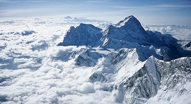 Wi-Fi появился в Гималаях на горе Эверест