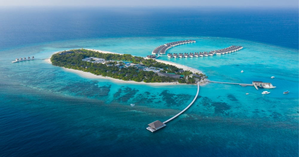 Курорт для тех, кто жаждет перемен, — Mövenpick Resort Kuredhivaru Maldives