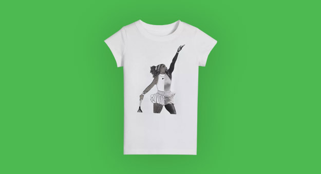 Nike выпустил футболки с портретом Серены Уильямс авторства 9-летней девочки