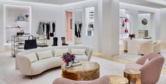 В Столешниковом переулке открылся обновленный бутик Dior