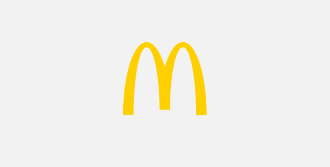 В «Перекрестках» появятся рестораны McDonald’s — первый из них открылся в ТЦ «Лига Химки»