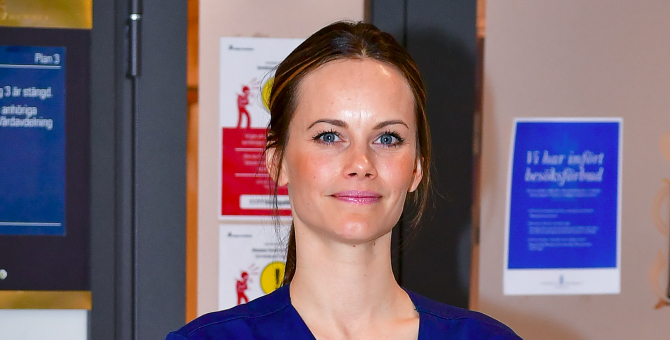 Шведская принцесса София работает в больнице ради борьбы с коронавирусом