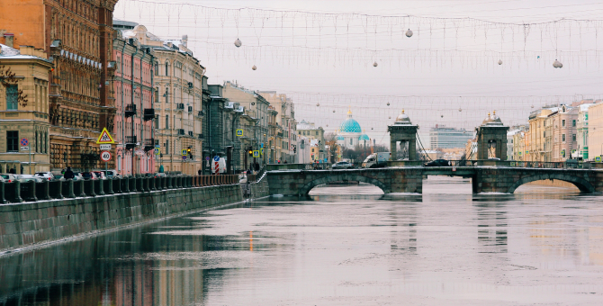 Власти Санкт-Петербурга разрешили ресторанам открыть зимние террасы