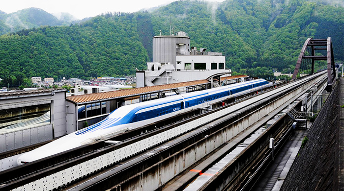 Японский поезд Maglev побил мировой рекорд скорости