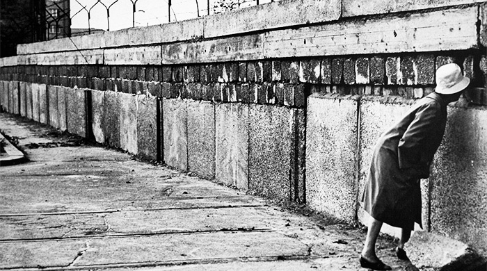 Пол Гринграсс снимет фильм о побеге за Берлинскую стену