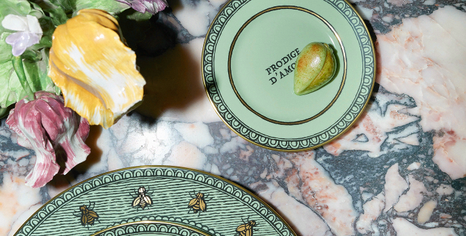 Gucci Décor выпустил новую коллекцию посуды и предметов интерьера