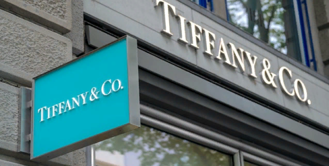 Tiffany & Co выпустит обручальные кольца с бриллиантами для мужчин