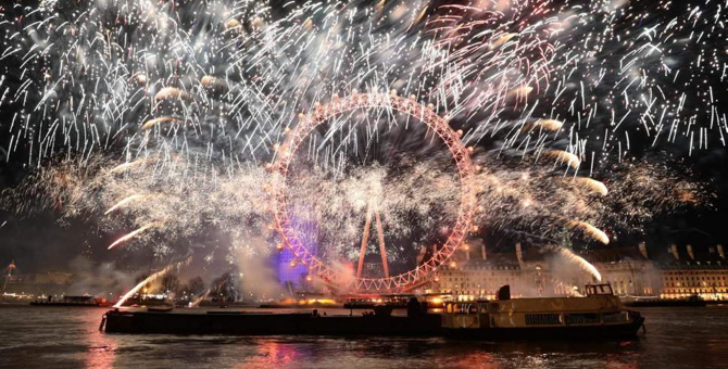 Чему был посвящен новогодний фейерверк в Лондоне