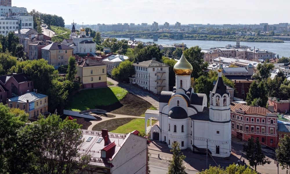 Канатная дорога, лучшая шаурма и таинственный хиромант: гид по Нижнему Новгороду и его окрестностям