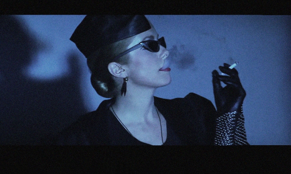 «Голод» с Дэвидом Боуи: из чего состоит стиль в фильме, который вдохновил коллекцию Givenchy