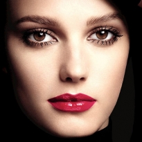 Глянцевая роскошь: новый блеск для губ от Chanel