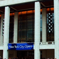 Театр New York City Opera спасти не удалось